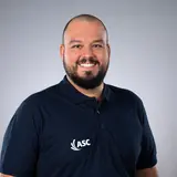 Portrait of Valentino Manco, Lead Customer Success Management
